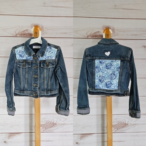 Handmade The Grateful Dead Denim Trucker Jacket in Blue and White Sz 6 NWT - Picture 1 of 12